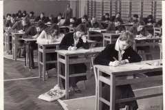 Matura-r.1979-klasa-A-klasa-B-sala-gimnastyczna-TGul.P.Sciegiennego